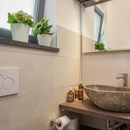 Gasthuis Bijou, Nature & Luxury In A Oasis Near Umag